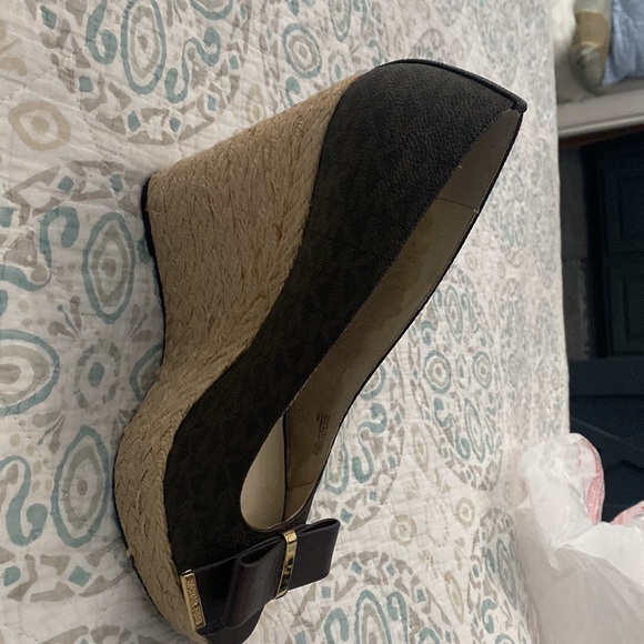 Purchased here, never worn. Too small for me, missed my window to return. - Picture 2 of 4